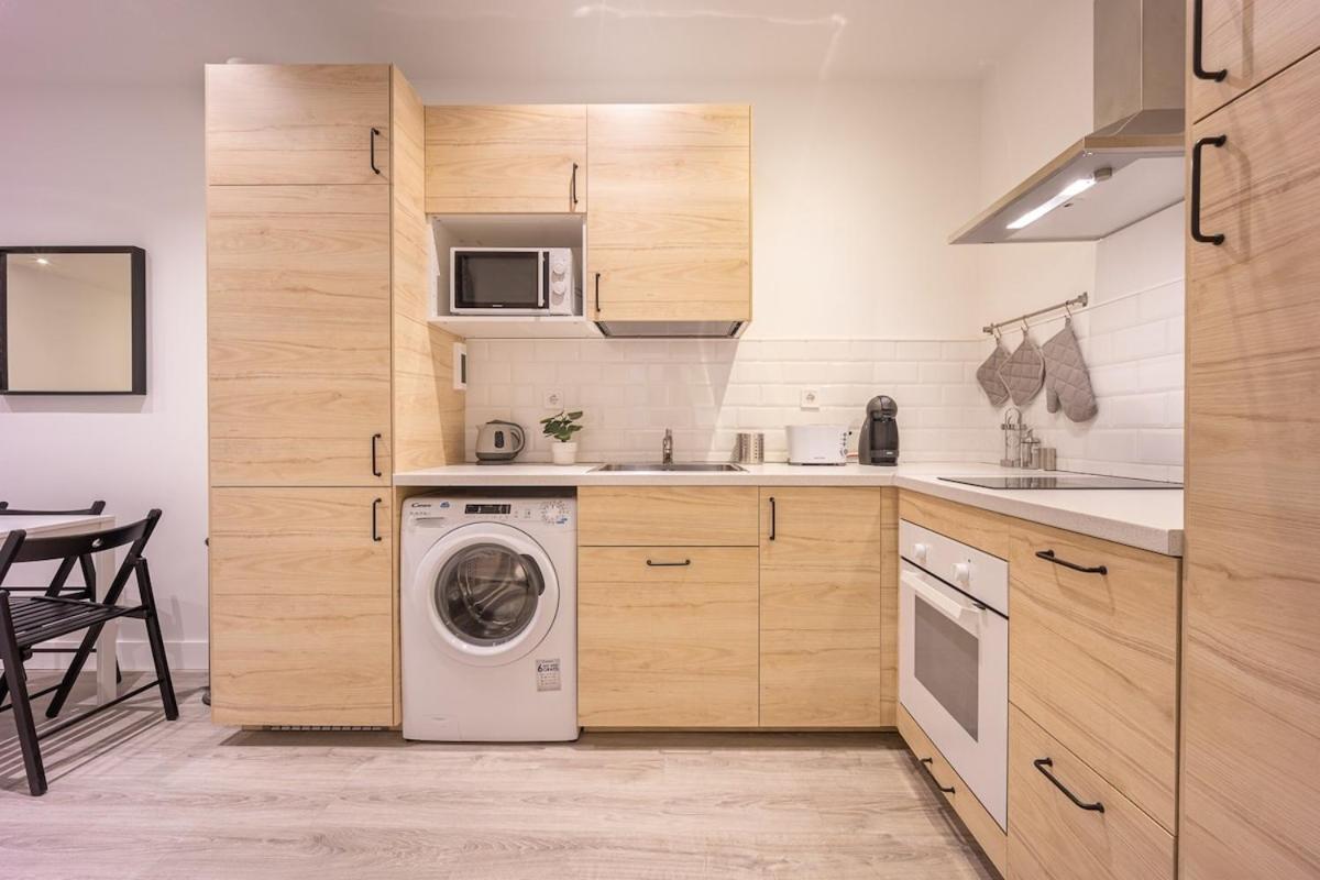 Encantador Apartamento En Atocha Apartment Madrid Bagian luar foto