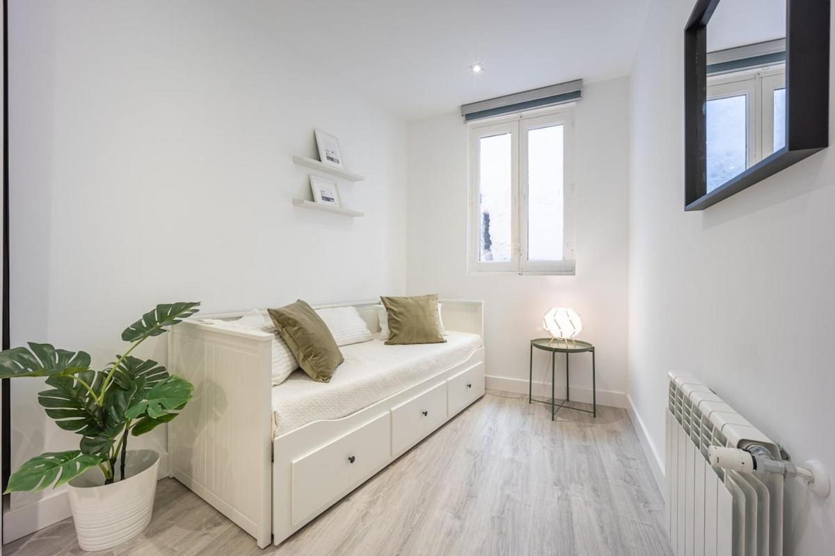 Encantador Apartamento En Atocha Apartment Madrid Bagian luar foto